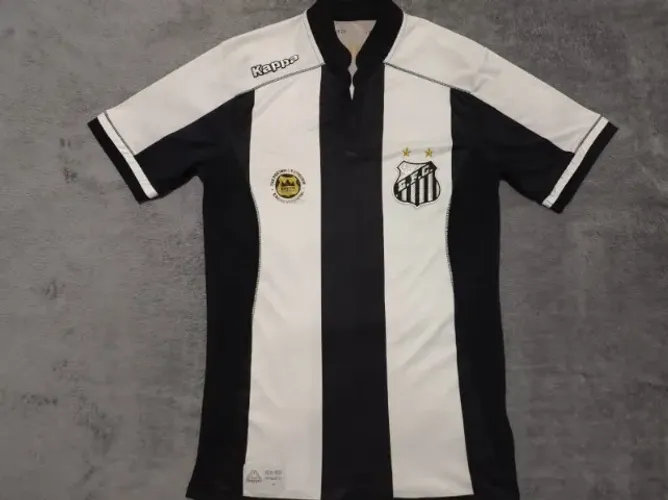 Camisa Oficial Santos Kappa 2016, tamanho M (46x78cm), veste P.