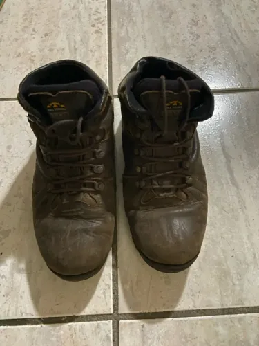 Bota de trilha impermeável