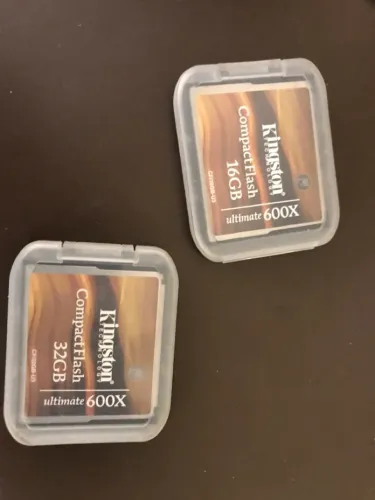 Cartões de Memória CompactFlash Kingston 16GB e 32GB