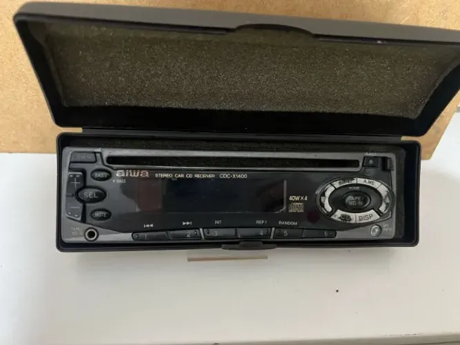 Frente Rádio Aiwa CDC-X1400