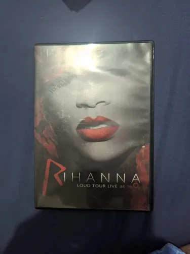DVD Rihanna Loud Tour Live At O2