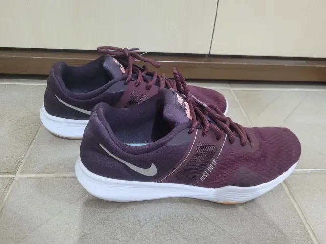 Tênis Nike City trainer 2 n. 39,5