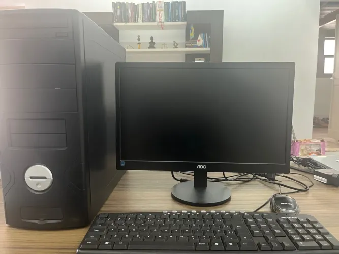 Computador Completo - Torre + Monitor + Teclado + Mouse
