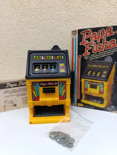 Papa Fichas da Estrela - antigo, na caixa com manual 