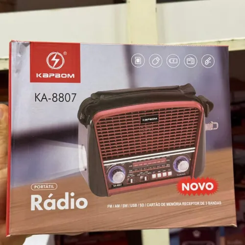 Rádio FM/AM estilo retrô com bluetooth e lanterna 