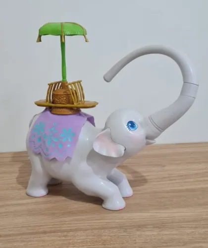 elefante tika barbie princesa da ilha