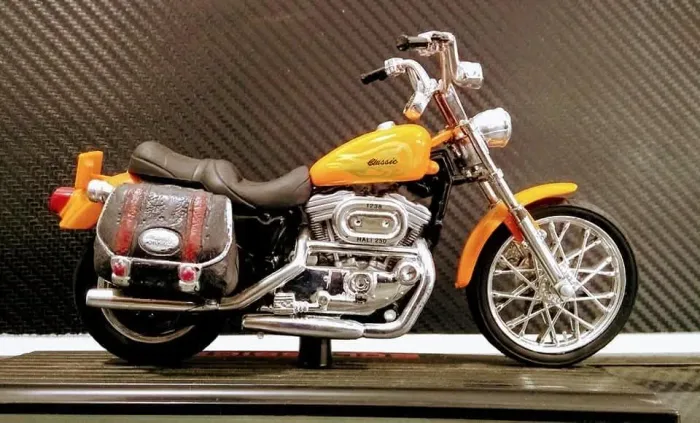 Miniatura Harley Davidson 883