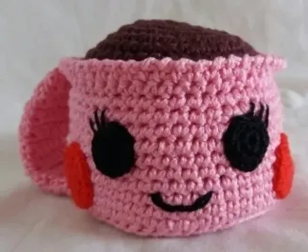 Xícara Rosa Porta Agulhas e Alfinetes Amigurumi alfineteiro em Crochê