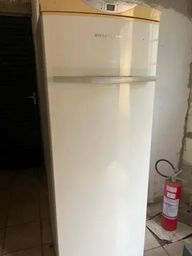 Freezer vertical Brastemp bve28dbbna