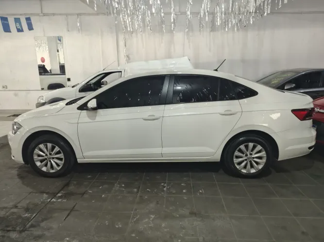 Volkswagen Virtus 1.6 MSI Flex 16V 5P Mec. 2020