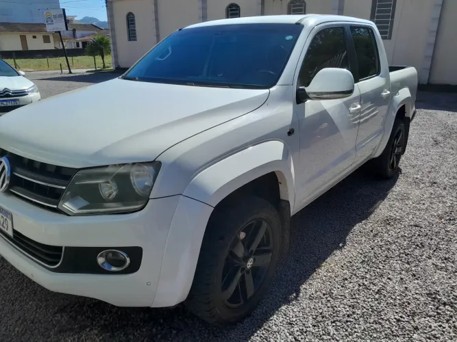 Volkswagen Amarok High.cd 2.0 16V TDI 4X4 Dies. AUT 2014