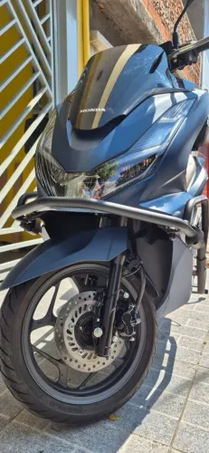 Honda PCX 160 DLX 2024 - Muito conservada