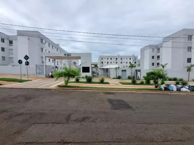 Apartamento Térreo no Monte Castelo