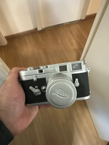 Leica M3