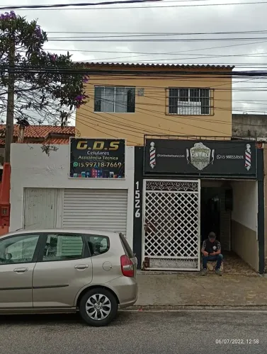 VENDO 2 salões e uma sala no térreo