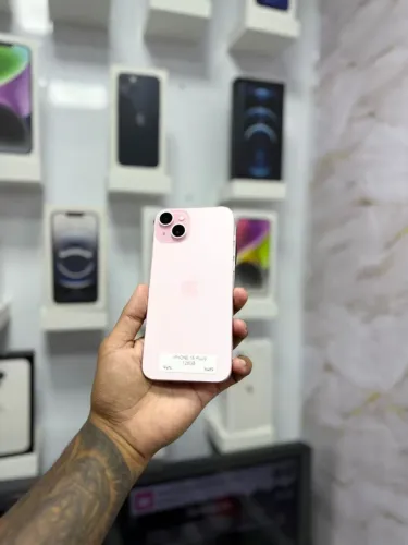 IPHONE 15 PLUS 128GB TOP<br>R$ 3.399,00