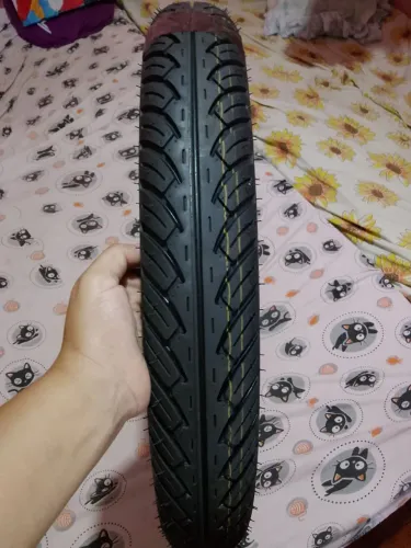 Pneu dianteiro pra moto