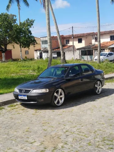 Chevrolet Vectra CD 2.2 16V / 2.0 16V Mec./aut. 1998