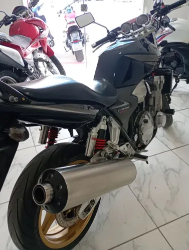 super four 1300