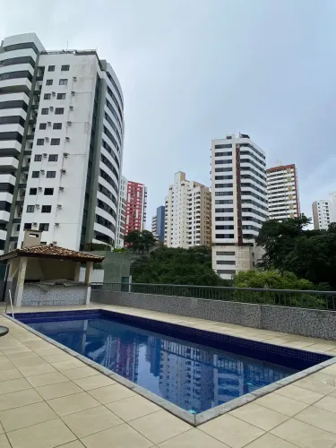 ALUGA-SE QUARTO PARA ESTUDANTE NA PITUBA 