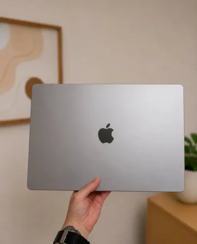 MacBook Pro M1 PRO - 32GB RAM / 512GB SSD - 86%
