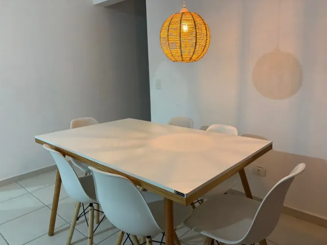 Mesa de 6 Lugares Eames