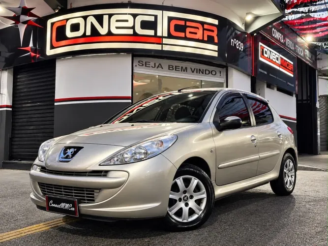 Peugeot 207 XR 1.4 Flex 8V 5P 2013