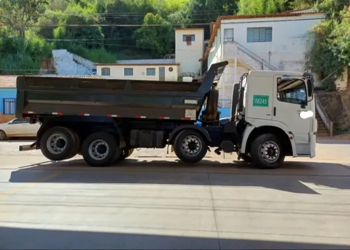 24-280 bitruck na caçamba