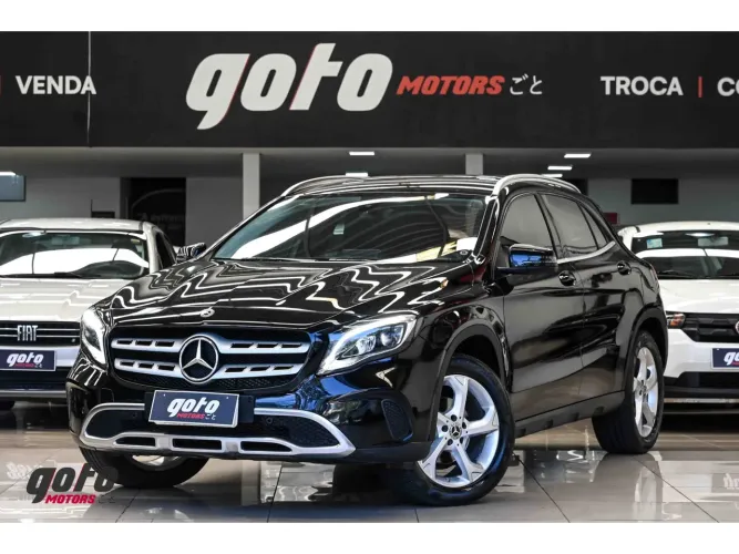 Mercedes-Benz GLA-200 2019