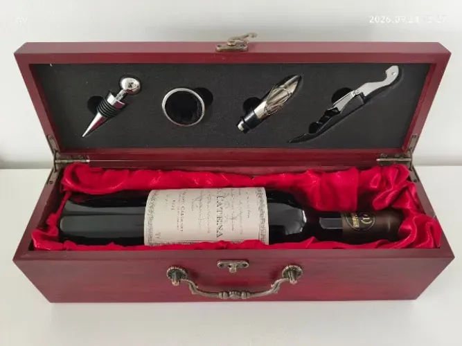Kit Presente Maleta Madeira Luxo Com Vinho Fino - DV Catena Malbec