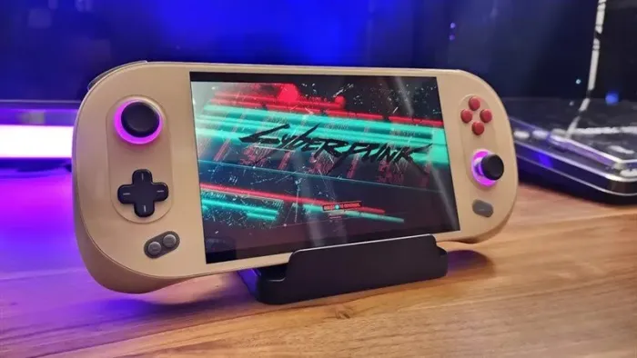 AYANEO 2 RETRO POWER - 32GB RAM