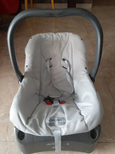 Bebê conforto Burigoto