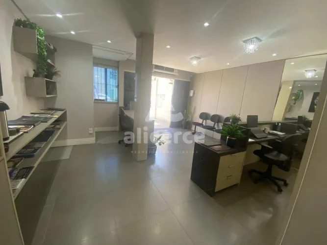 Ponto Comercial Sala térrea no Estreito, mobilado com 140m²