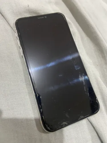 iPhone 11 Quebrado