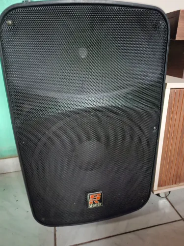 Venda de caixa de som staner 