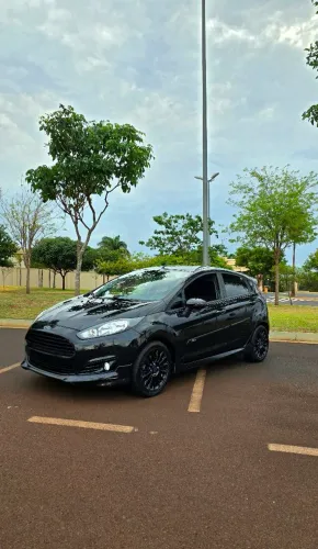Ford Fiesta Sport 1.6 16V Flex Mec. 2016