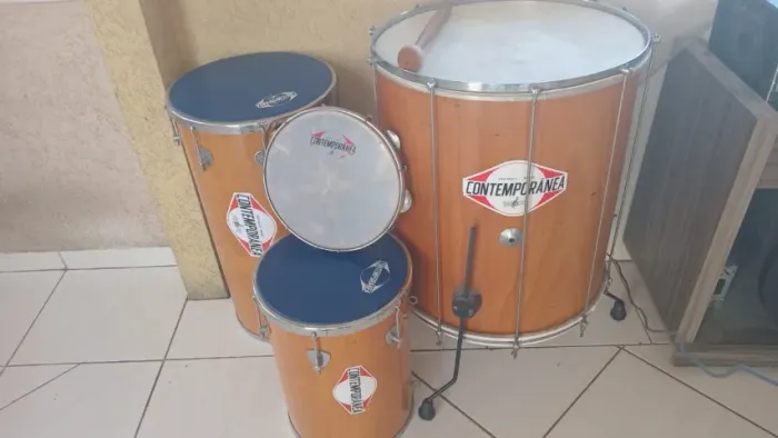 Instrumento musical contemporânea