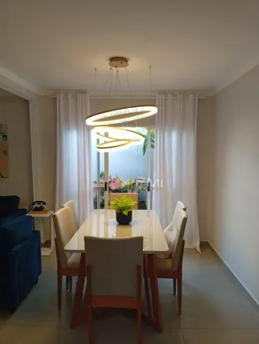 Casa com 3 dormitórios à venda, 200 m² por R$ 610.000,00 - Jardim São Sebastião - Hortolân