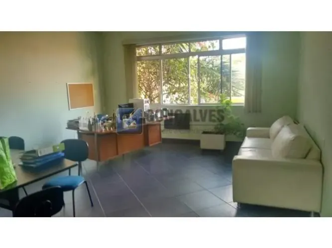 Prédio Comercial à Venda na Av. Pery Ronchetty | 1.500m² (1.500m² área interna e externa) 