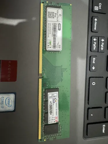 Memória ram ddr4 8 gigas de pc frequência 2666.