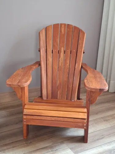 Cadeira adirondack cerejeira