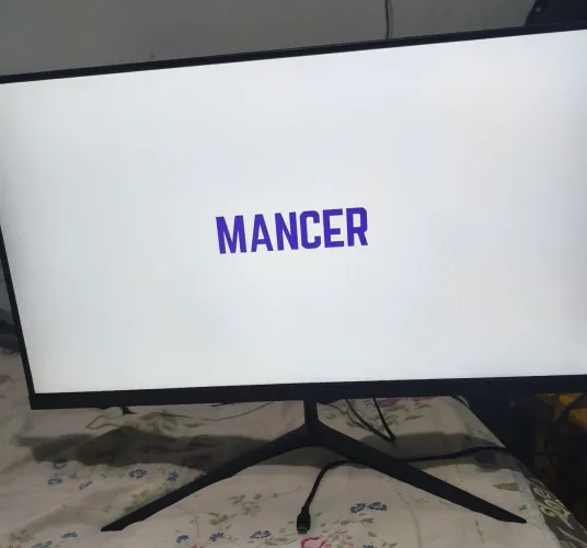 Monitor novo da Pichau