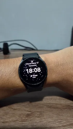 Galaxy watch 4 preto