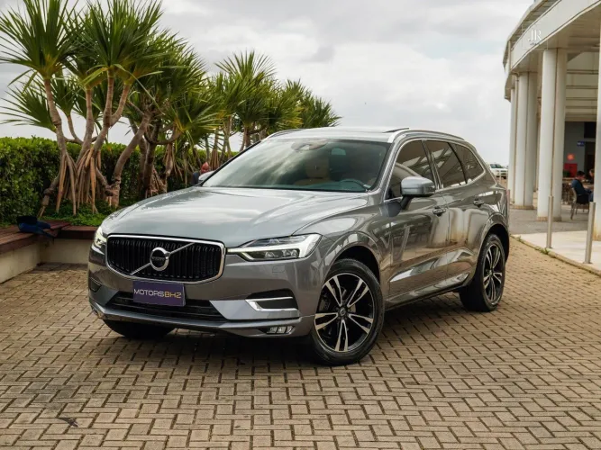Volvo XC-60 XC 60 T-5 Dynamic 2.0 FWD Turbo Gasolina 4P AUT 2019