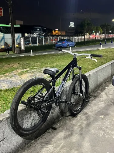 Bicicleta dabomb