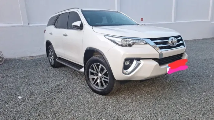 Toyota Hilux SW4 SRX 4X4 2.8 TDI 16V Dies. Aut. 2020