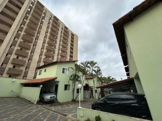 Sobrado para venda tem 74 metros quadrados com 2 quartos em Vila Carmosina - São Paulo - S
