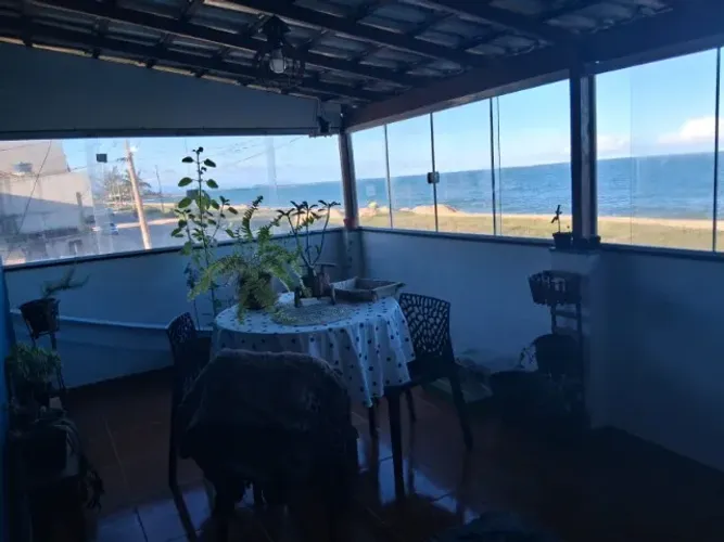 APARTAMENTO DE 02 QUARTOS  DE FRENTE PARA O MAR NA BARRA DE ITAPEMIRIM - MARATAÍZES -ES