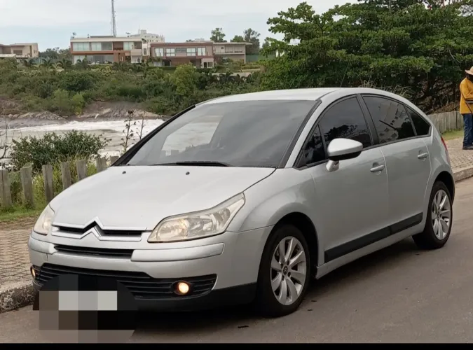 Citroen C4 GLX 1.6 Flex 16V 5P Mec. 2011