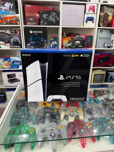 Vendo Playstation 5 Slim Digital 825gb - Novos 1 ano de garantia - pego seu usado na troca